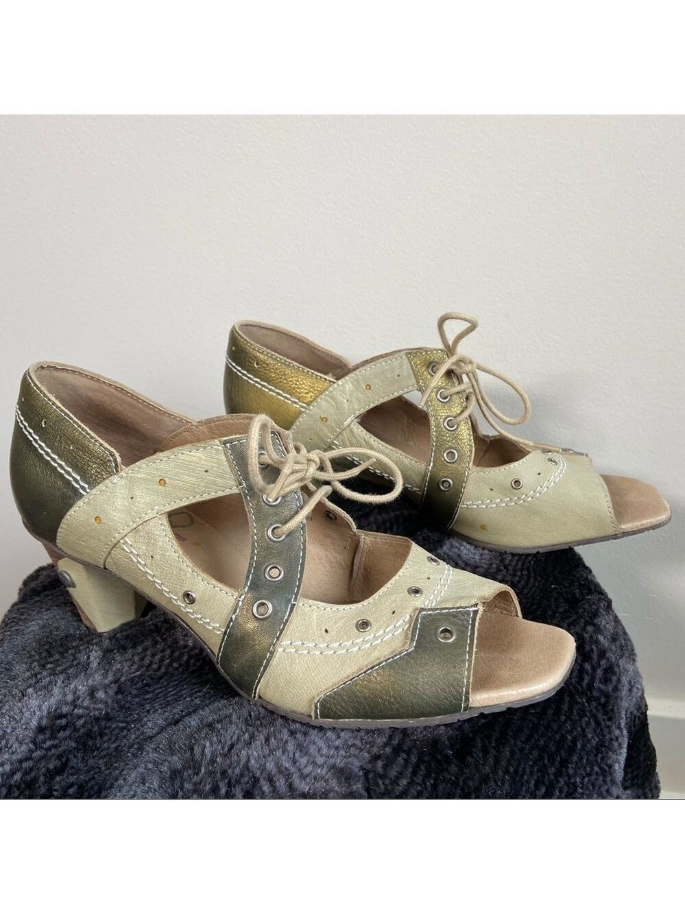 DKODE Lace Up Peep Toe Heels Green Size 37